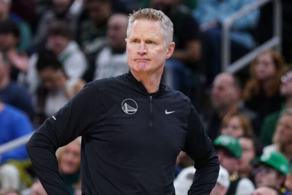Steve Kerr ejected