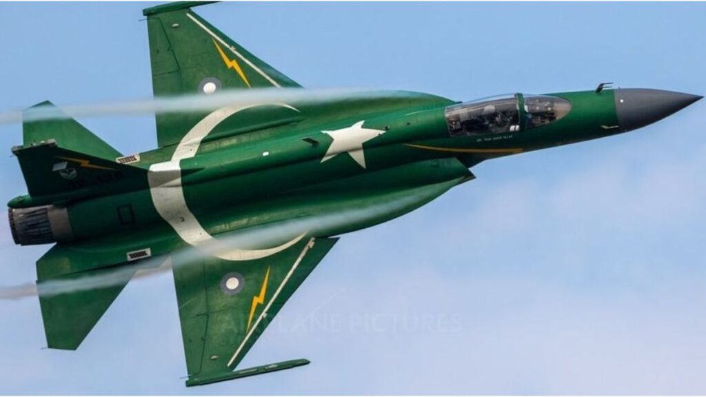Pakistan fighter jets