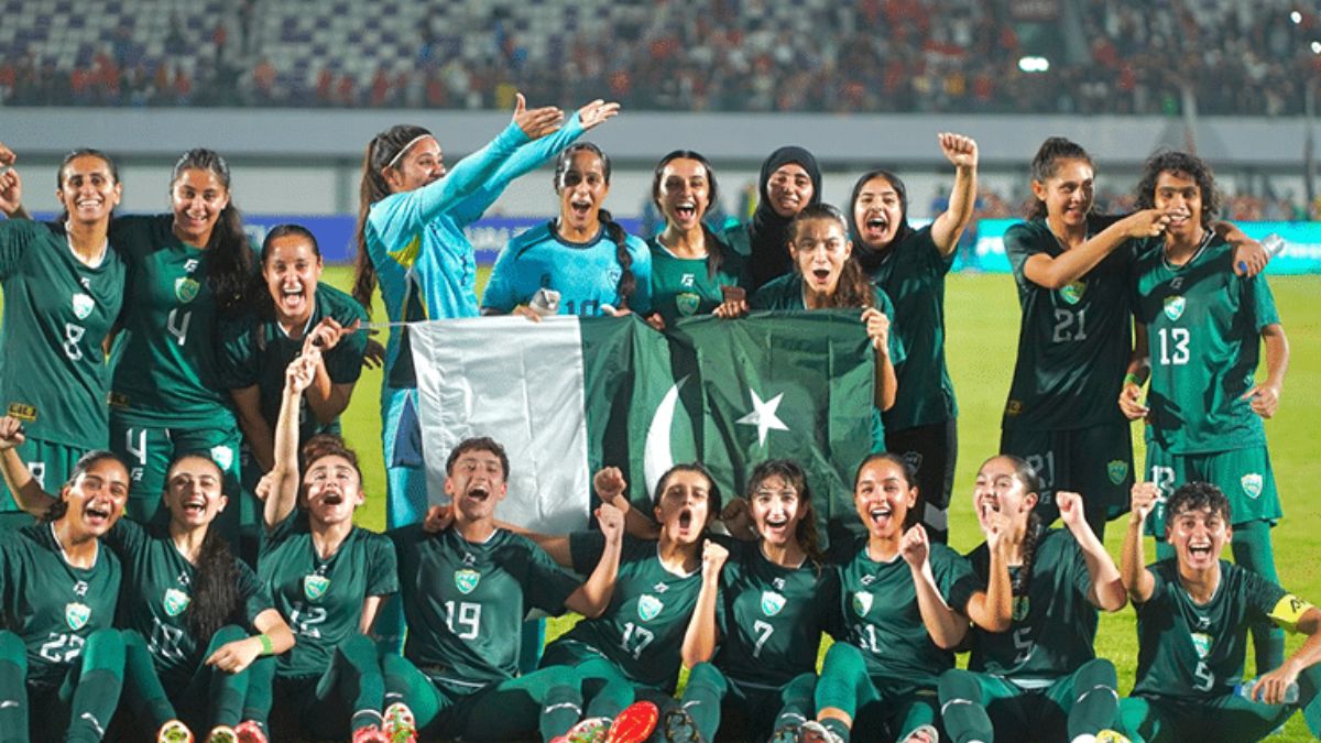 Pakistan womens football team